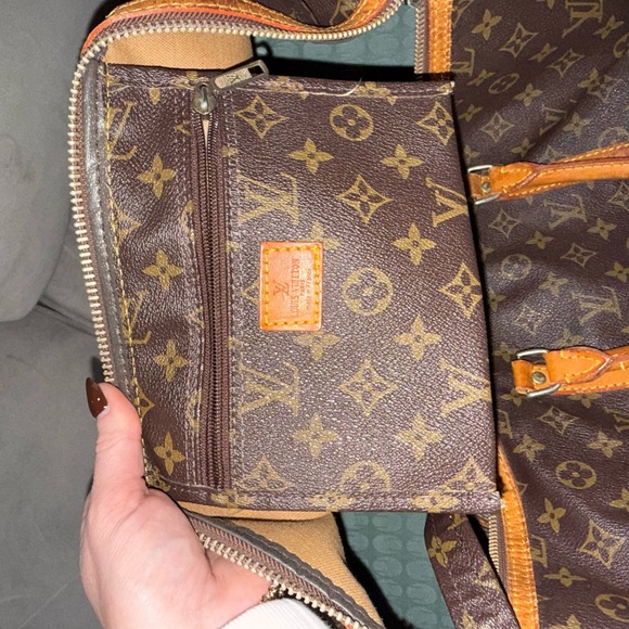 Louis Vutton Keepall Duffle - Picture 9 of 16